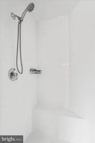 $989,900 | 96 Castle Mountain Road, Castleton, VA 22716