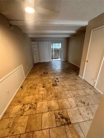 $1,595 | 1725 Toomey Road, Unit 105, Austin, TX 78704