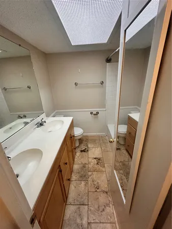 $1,595 | 1725 Toomey Road, Unit 105, Austin, TX 78704