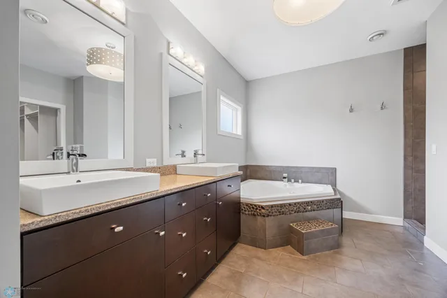 $774,900 | 4337 66th Street South, Fargo, ND 58104