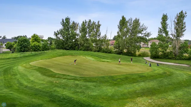 $774,900 | 4337 66th Street South, Fargo, ND 58104