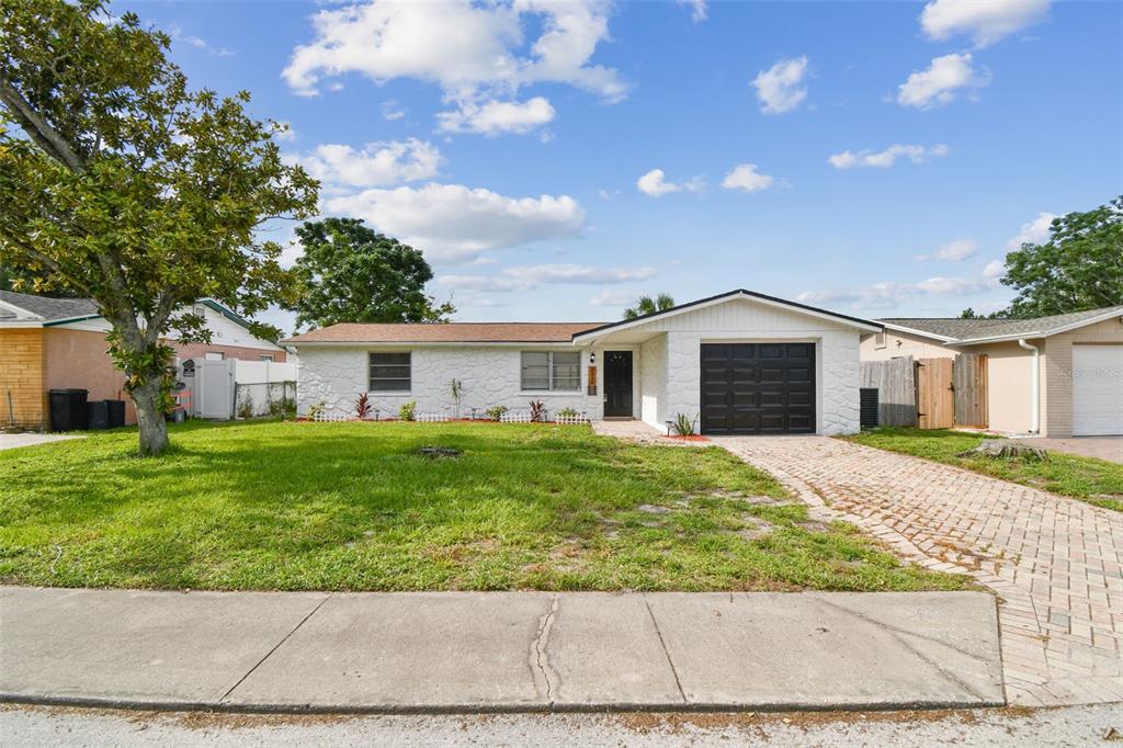7020 Ivanhoe Drive Port Richey, FL 34668 - Photo 3 of 72 Gallery Image 3