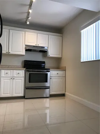 $1,625 | Jacaranda, Plantation, FL 33324