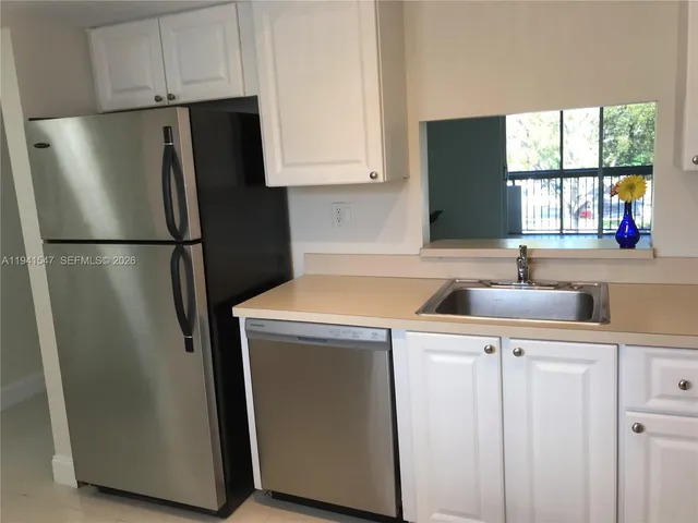 $1,750 | Jacaranda, Plantation, FL 33324