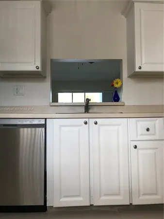 $1,625 | Jacaranda, Plantation, FL 33324