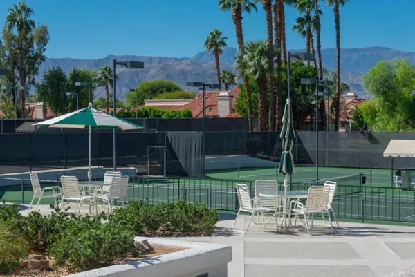 $517,000 | 667 Vista Lago Circle North, Palm Desert, CA 92211