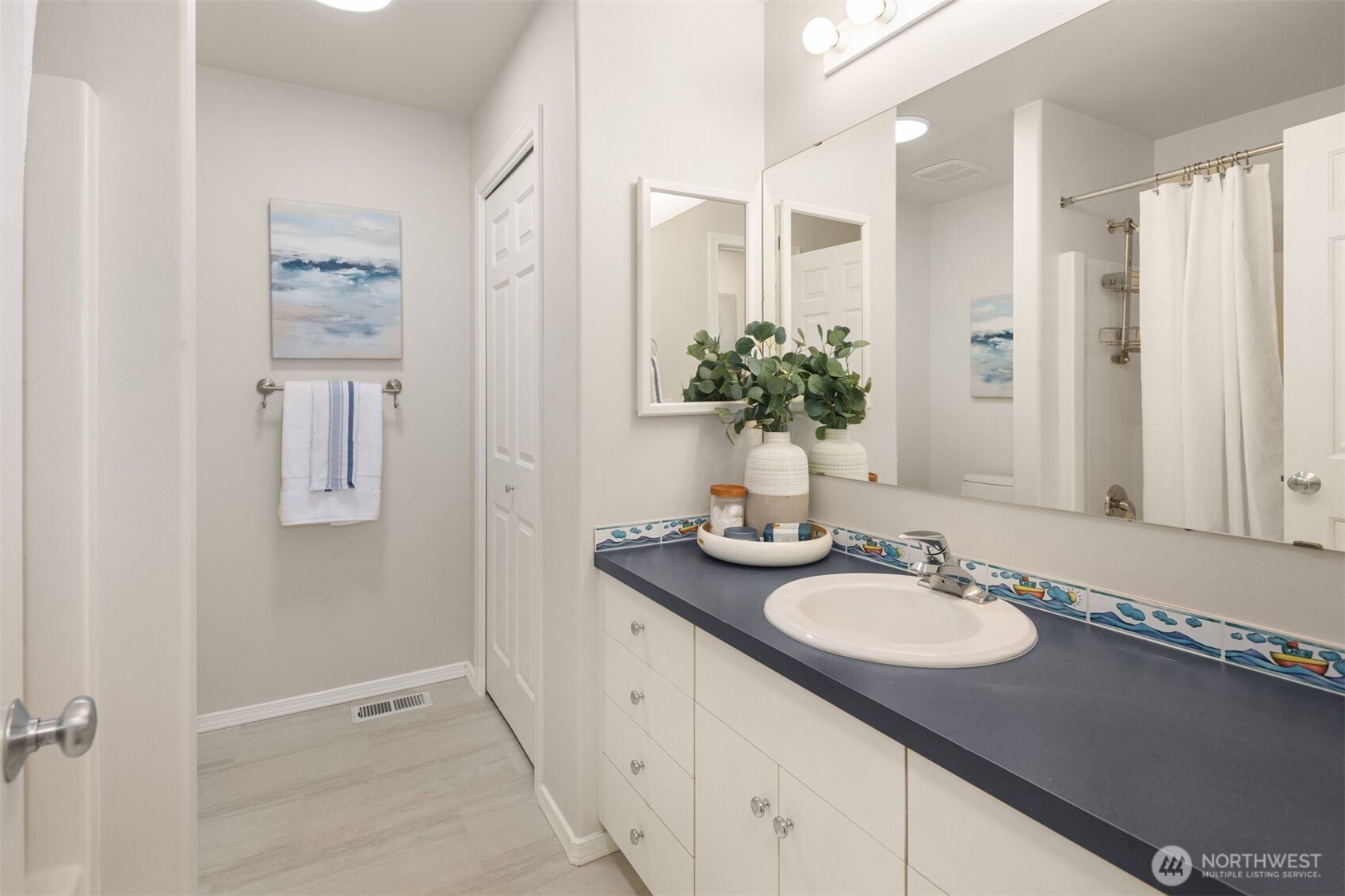 4210 182nd Avenue Southeast Issaquah, WA 98027 - Photo 15 of 33