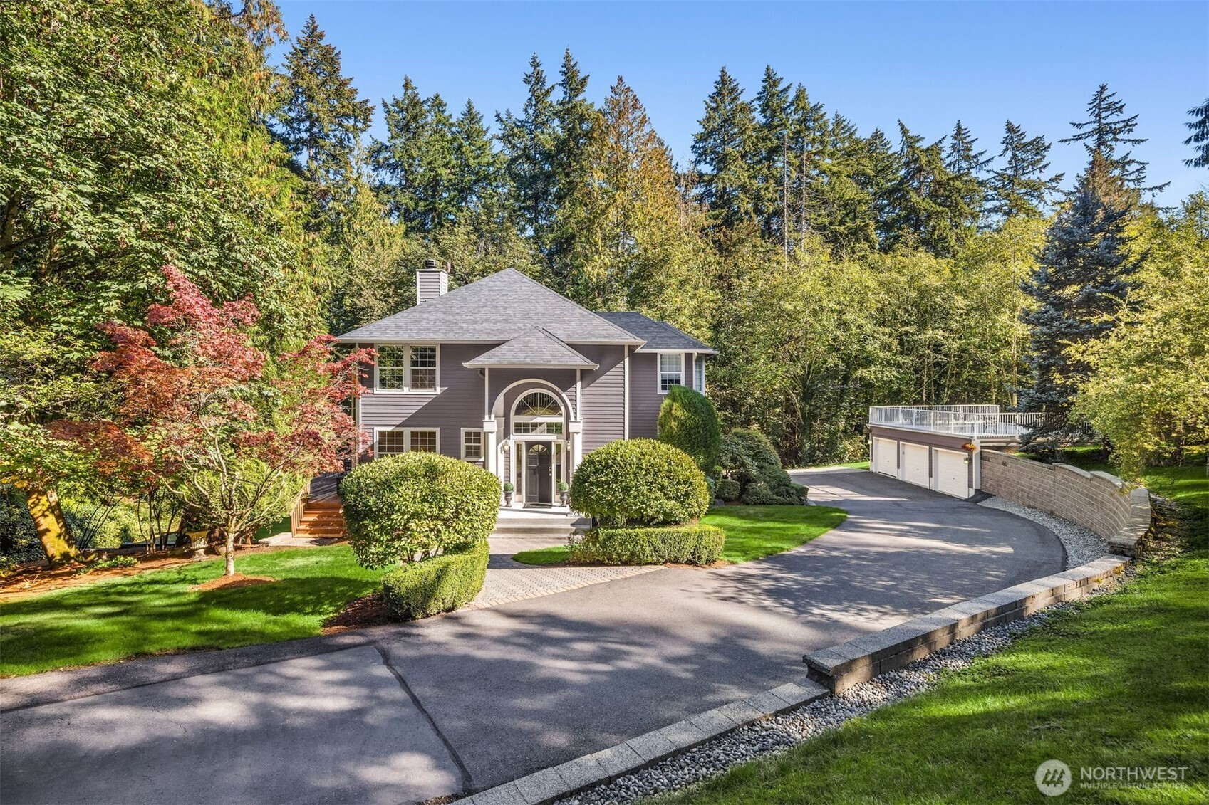 4210 182nd Avenue Southeast Issaquah, WA 98027 - Photo 2 of 33