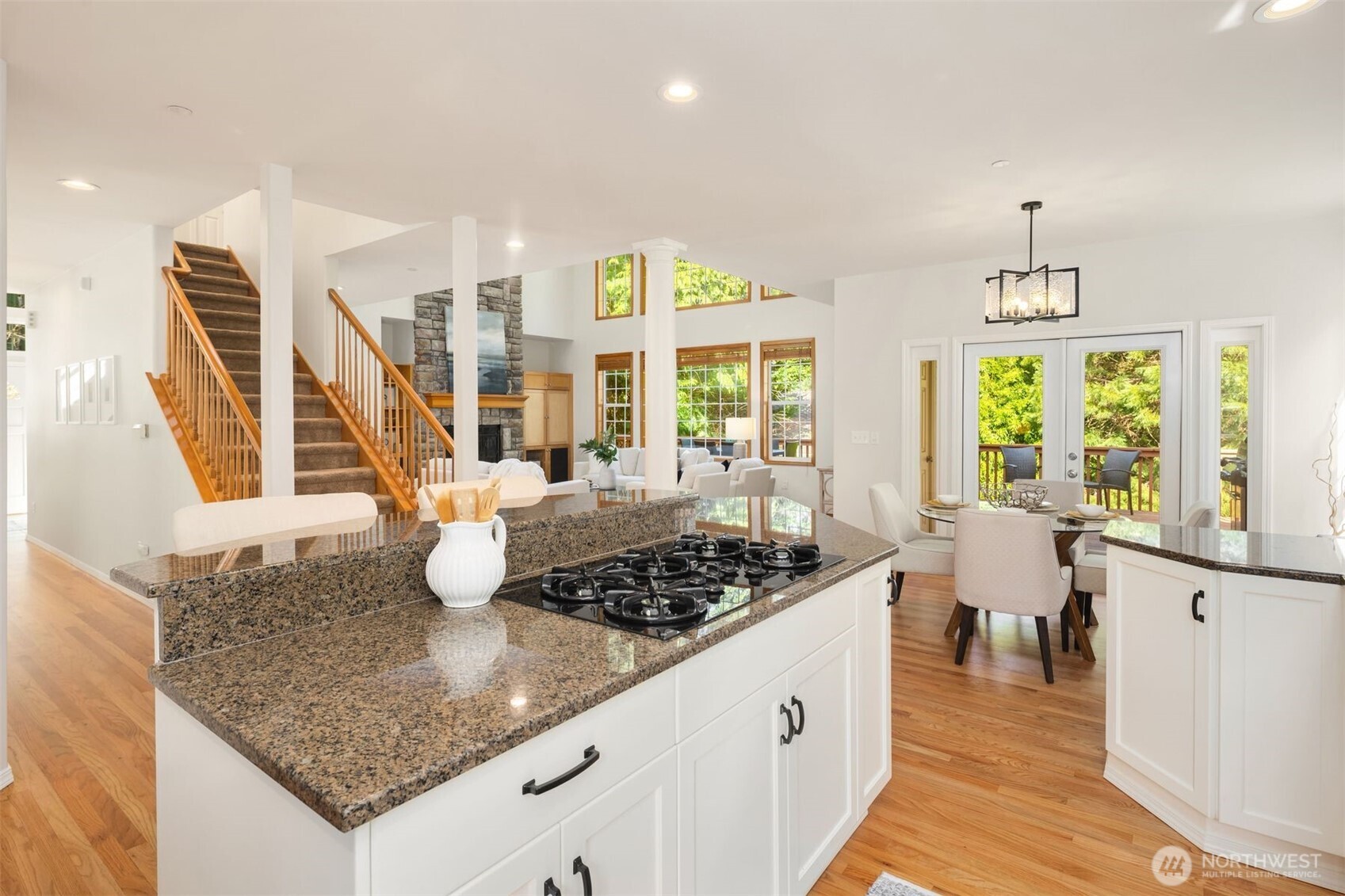 4210 182nd Avenue Southeast Issaquah, WA 98027 - Photo 7 of 33