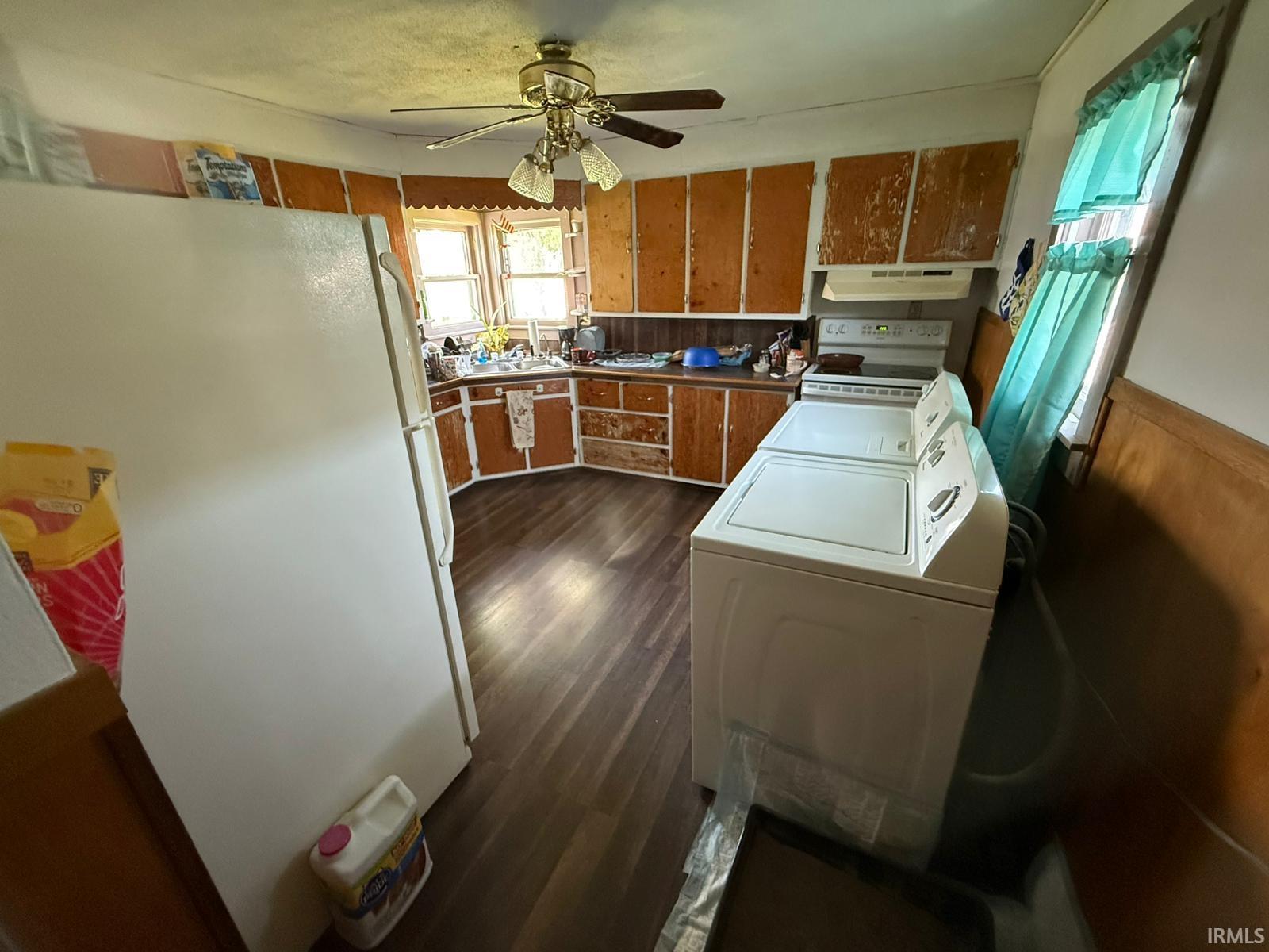93 East 145 South Bringhurst, IN 46913 - Photo 8 of 19