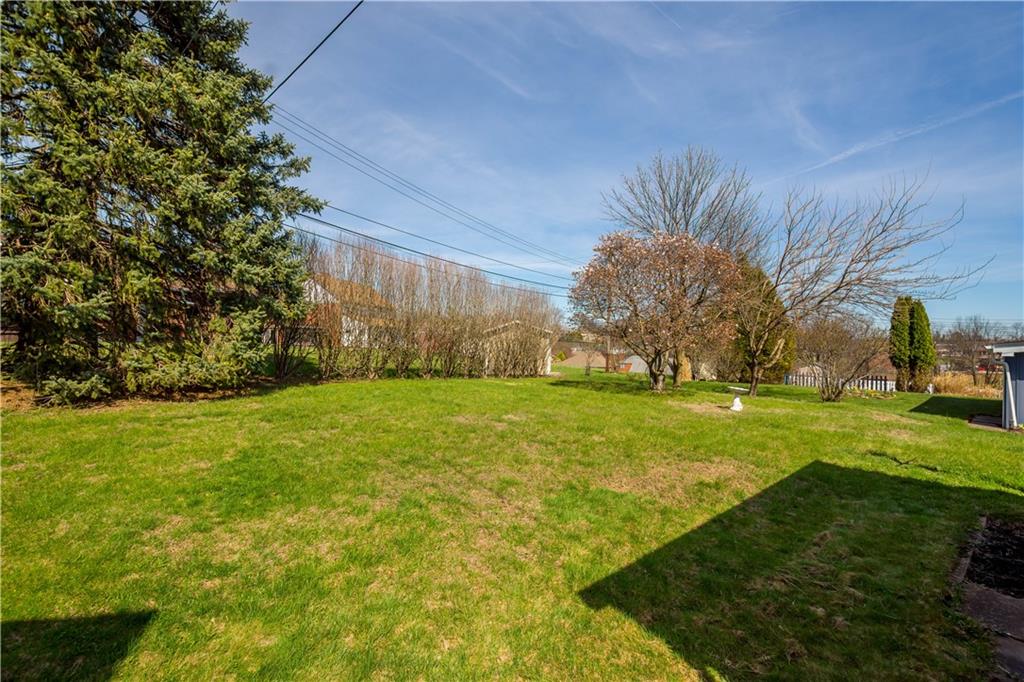 257 Robinhood Road Pittsburgh, PA 15220 - Photo 33 of 35 a view of a field of grass and trees