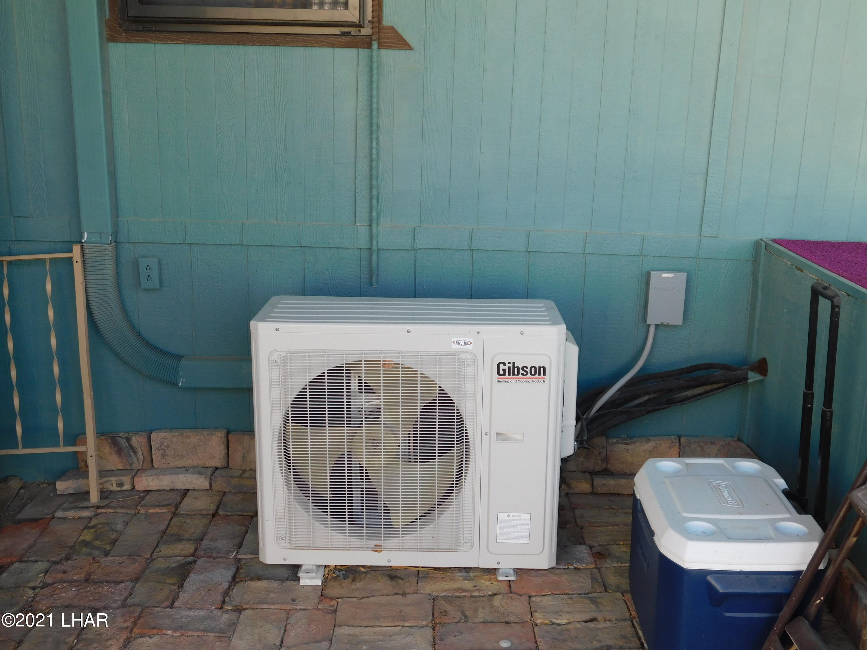 1240 Acacia Road, Unit 139 Quartzsite, AZ 85346 - Photo 33 of 37 AC Unit
