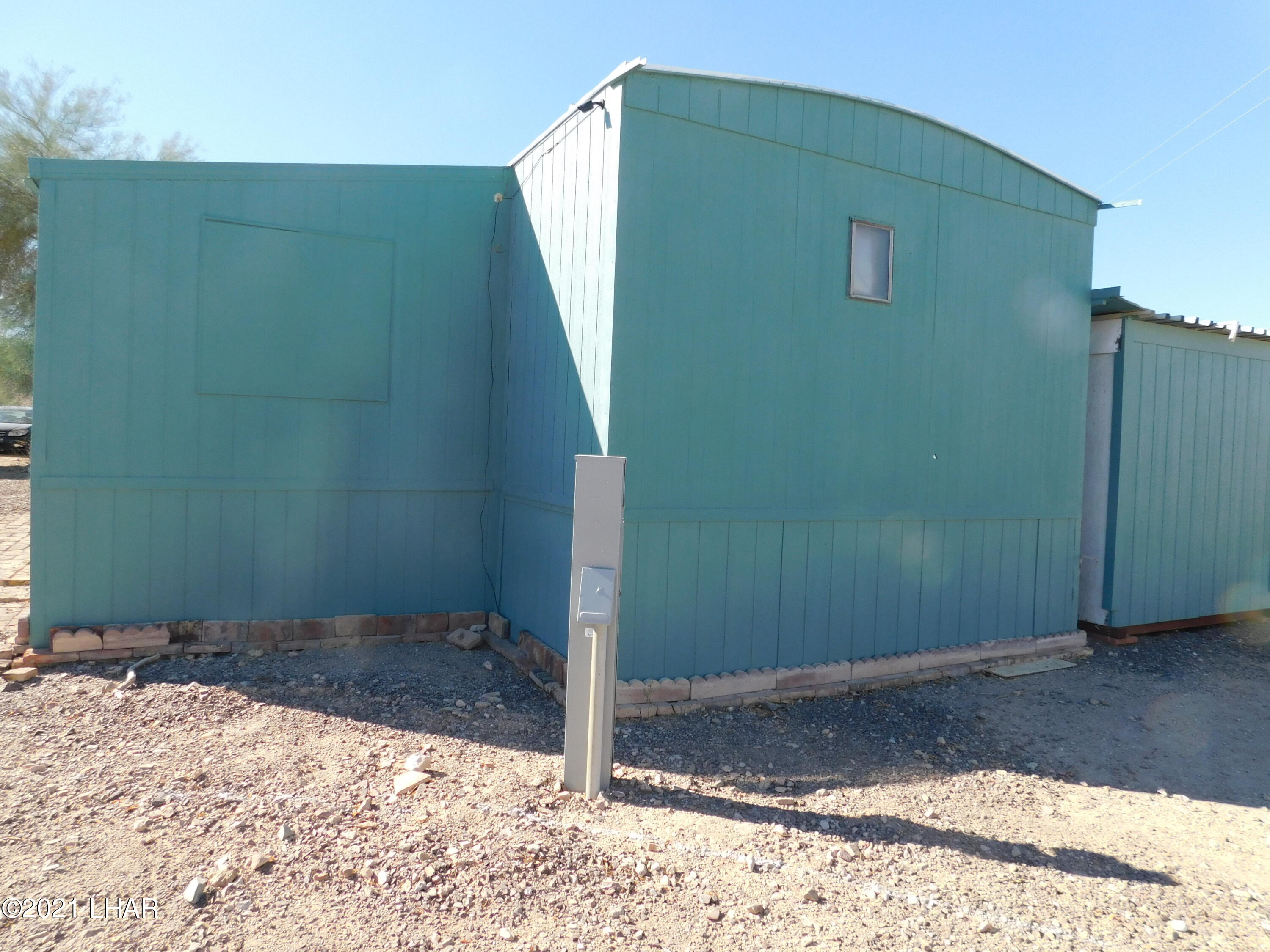 1240 Acacia Road, Unit 139 Quartzsite, AZ 85346 - Photo 34 of 37 East side of home