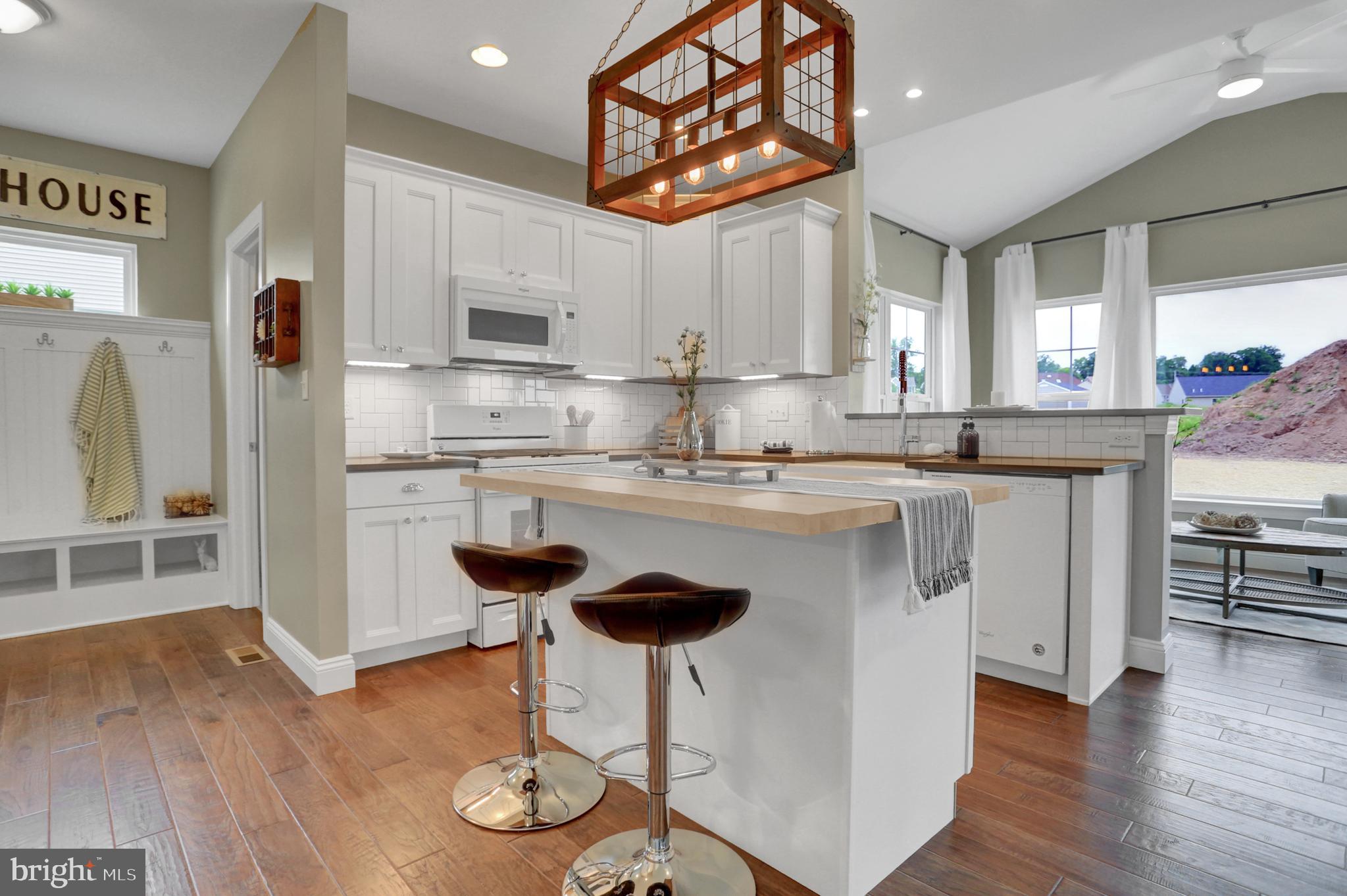 6 Bayberry Road Carlisle, PA 17013 - Photo 8 of 22 Gallery Image 8