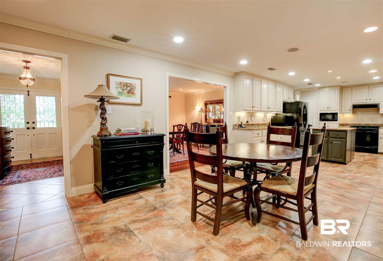 3805 South Conway Drive Mobile, AL 36608 - Photo 6 of 40