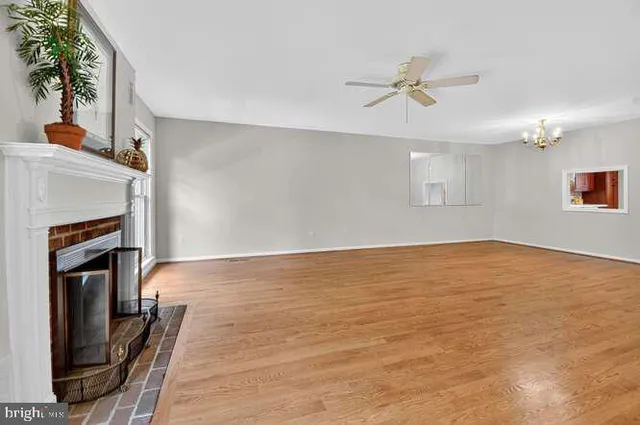 $899,900 | 5103 Sentinel Drive, Unit 33, Bethesda, MD 20816