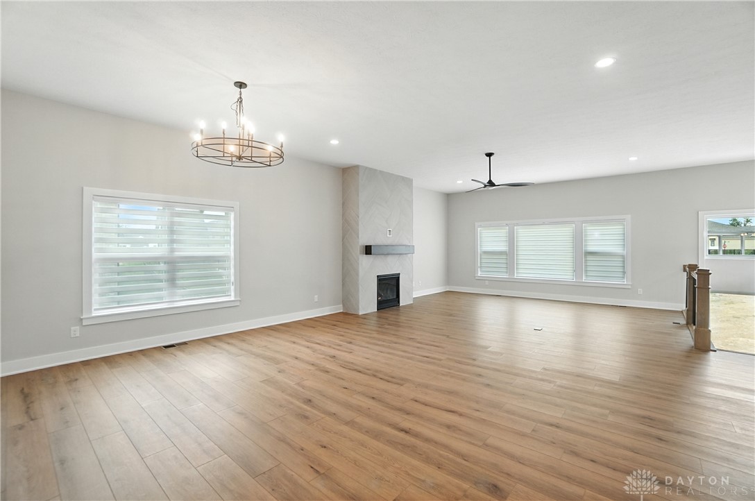 9333 Rochelle Lane Dayton, OH 45458 - Photo 5 of 55