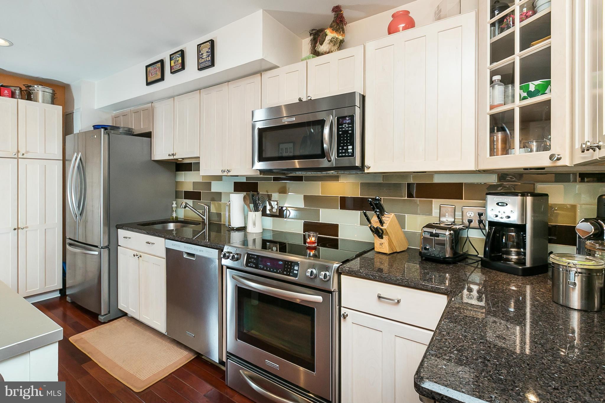 1218 Riverside Avenue Baltimore, MD 21230 - Photo 7 of 30 Kitchen