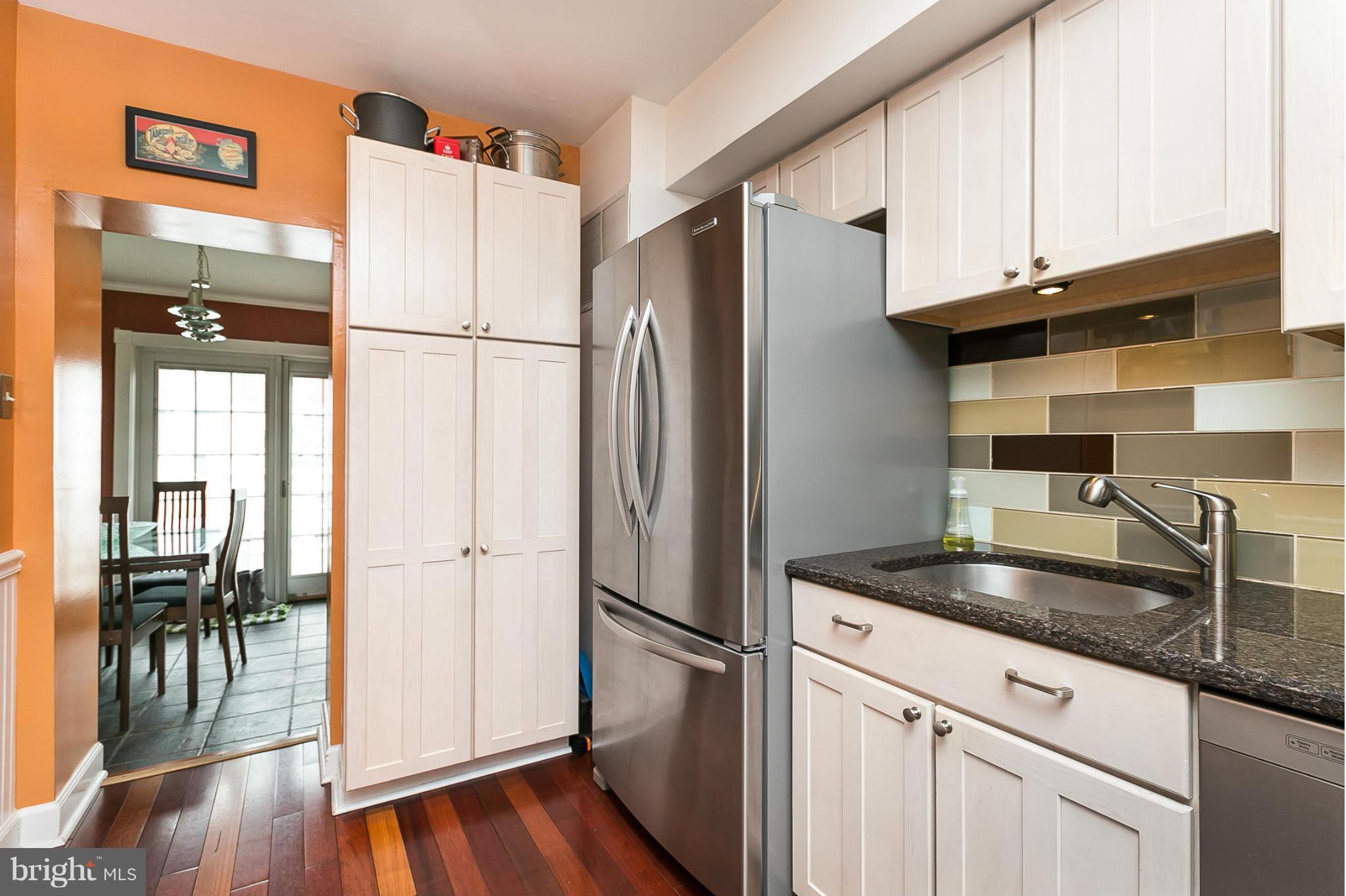 1218 Riverside Avenue Baltimore, MD 21230 - Photo 8 of 30 Dining Room