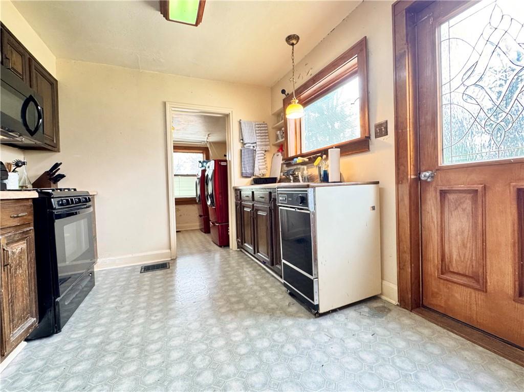 148 McClain Road Beaver Falls, PA 15010 - Photo 12 of 29