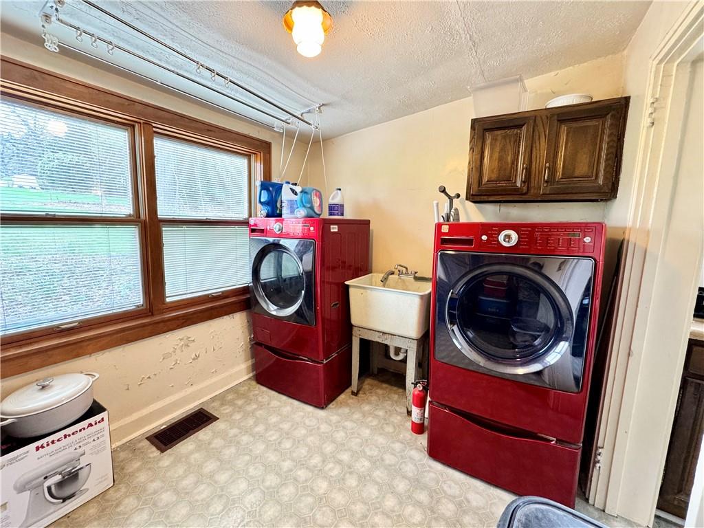 148 McClain Road Beaver Falls, PA 15010 - Photo 16 of 29