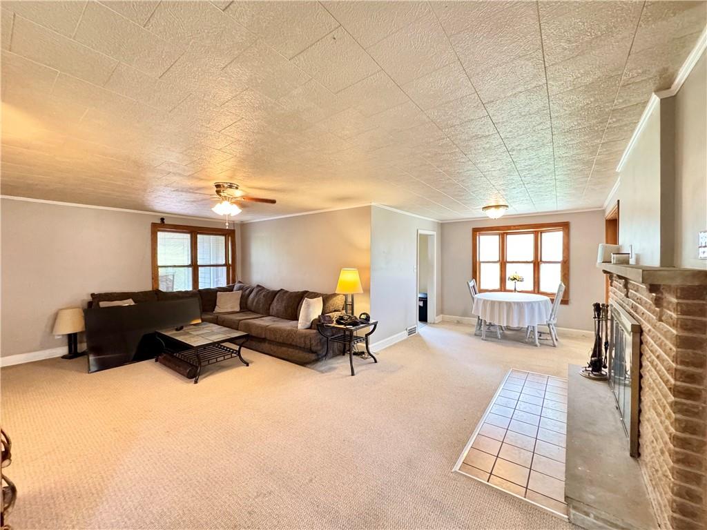 148 McClain Road Beaver Falls, PA 15010 - Photo 5 of 29