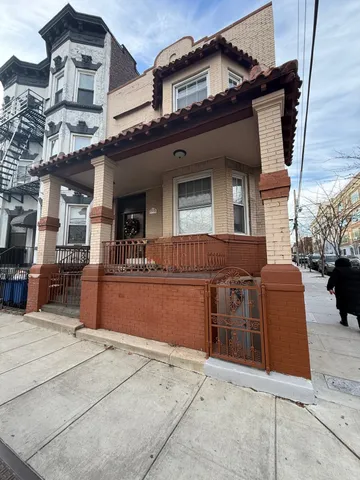 $1,600 | 1715 Palisade Avenue, Unit 3, Union City, NJ 07087