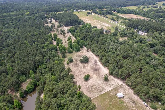 $450,000 | 14486 Vz County Road 4811, Chandler, TX 75758