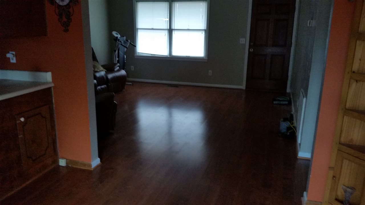 405 West Quincy Road Seneca, SC 29678 - Photo 5 of 6 Gallery Image 5