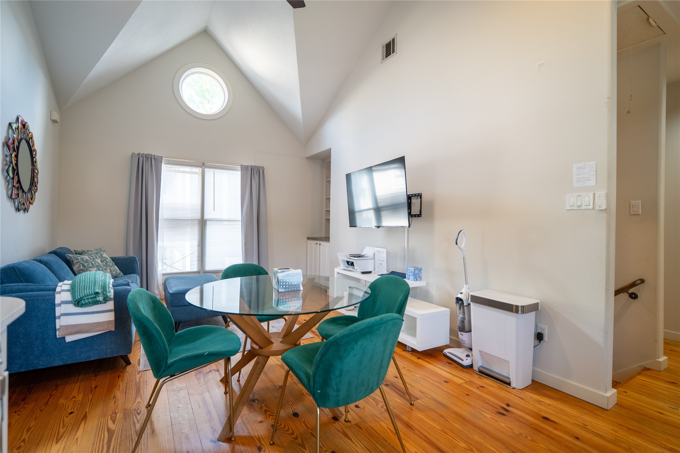 604 West Drew Street Houston, TX 77006 - Photo 13 of 14