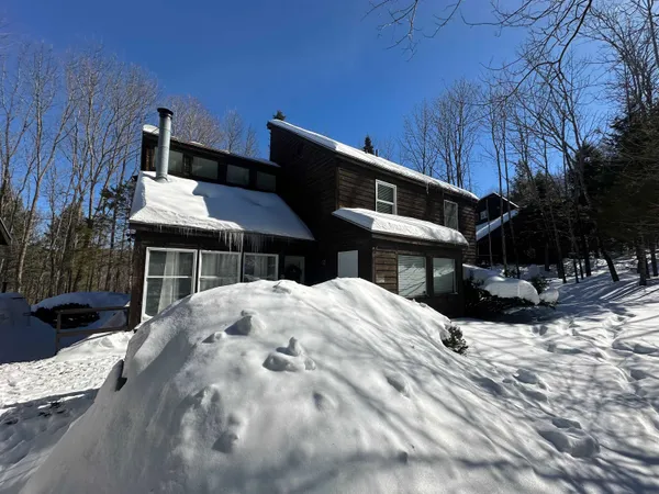 $309,000 | 61 C Country Club Road, West Dover, VT 05356