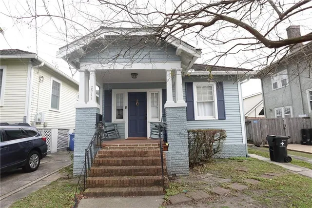 $1,800 | 2911 Calhoun Street, New Orleans, LA 70118
