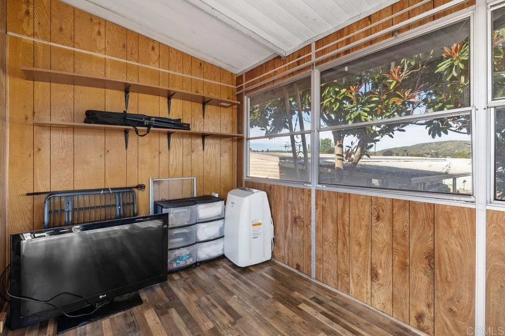 8301 Mission Gorge Road, Unit 86 Santee, CA 92071 - Photo 28 of 43