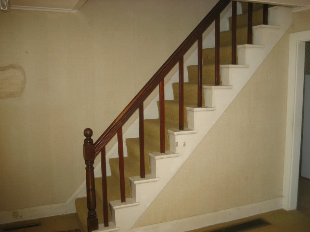 663 River Road Cushing, ME 04563 - Photo 14 of 19 Staircase to second floor