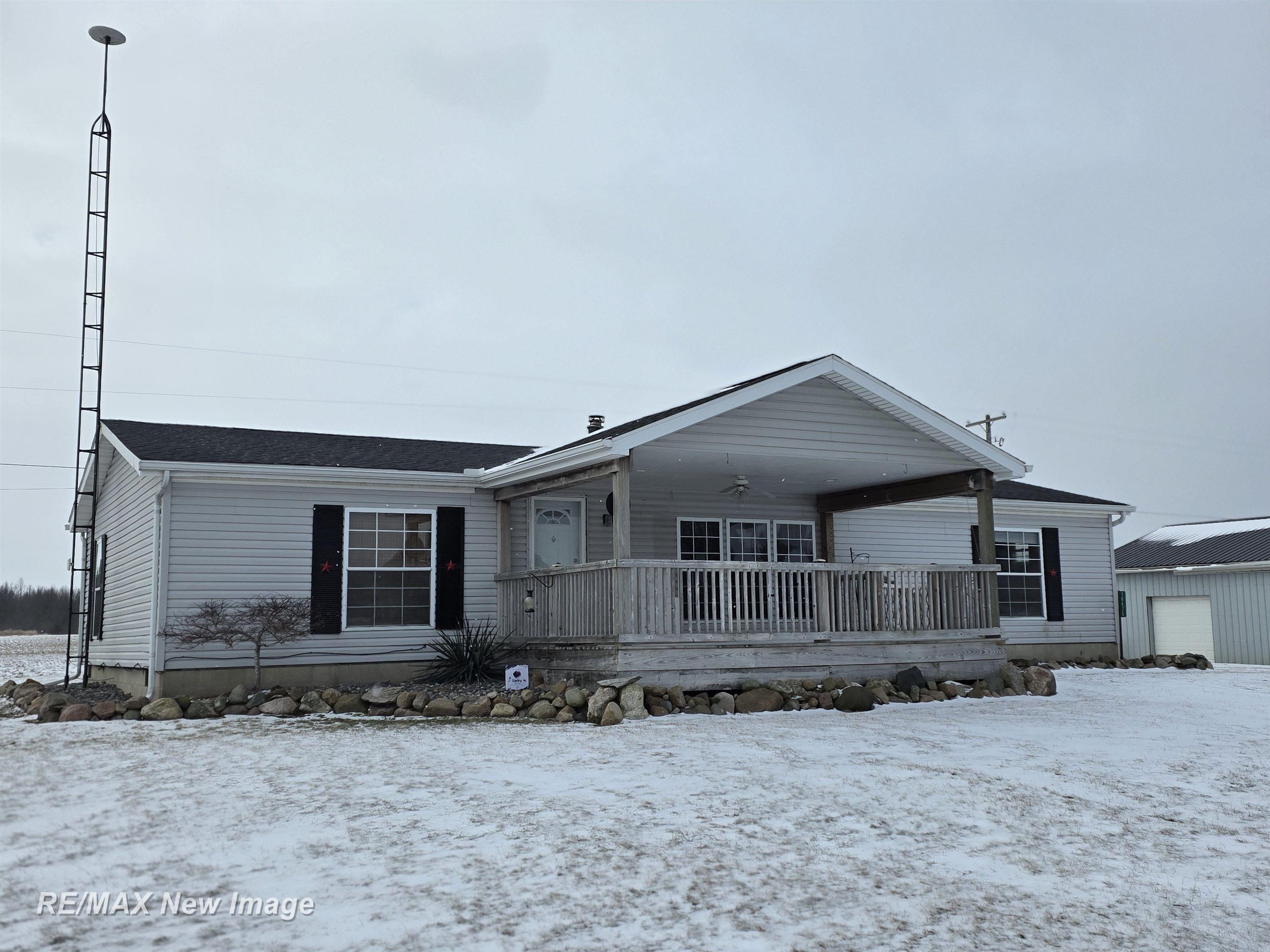 16475 Baldwin Road Chesaning, MI 48616 - Photo 1 of 29 50200002-78a60865-910d-4508-986c-f98cdcc852ea.JPG