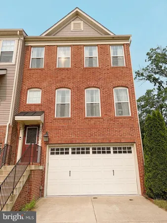 $3,450 | 25329 Wakestone Park Terrace, Chantilly, VA 20152