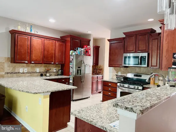 $3,450 | 25329 Wakestone Park Terrace, Chantilly, VA 20152