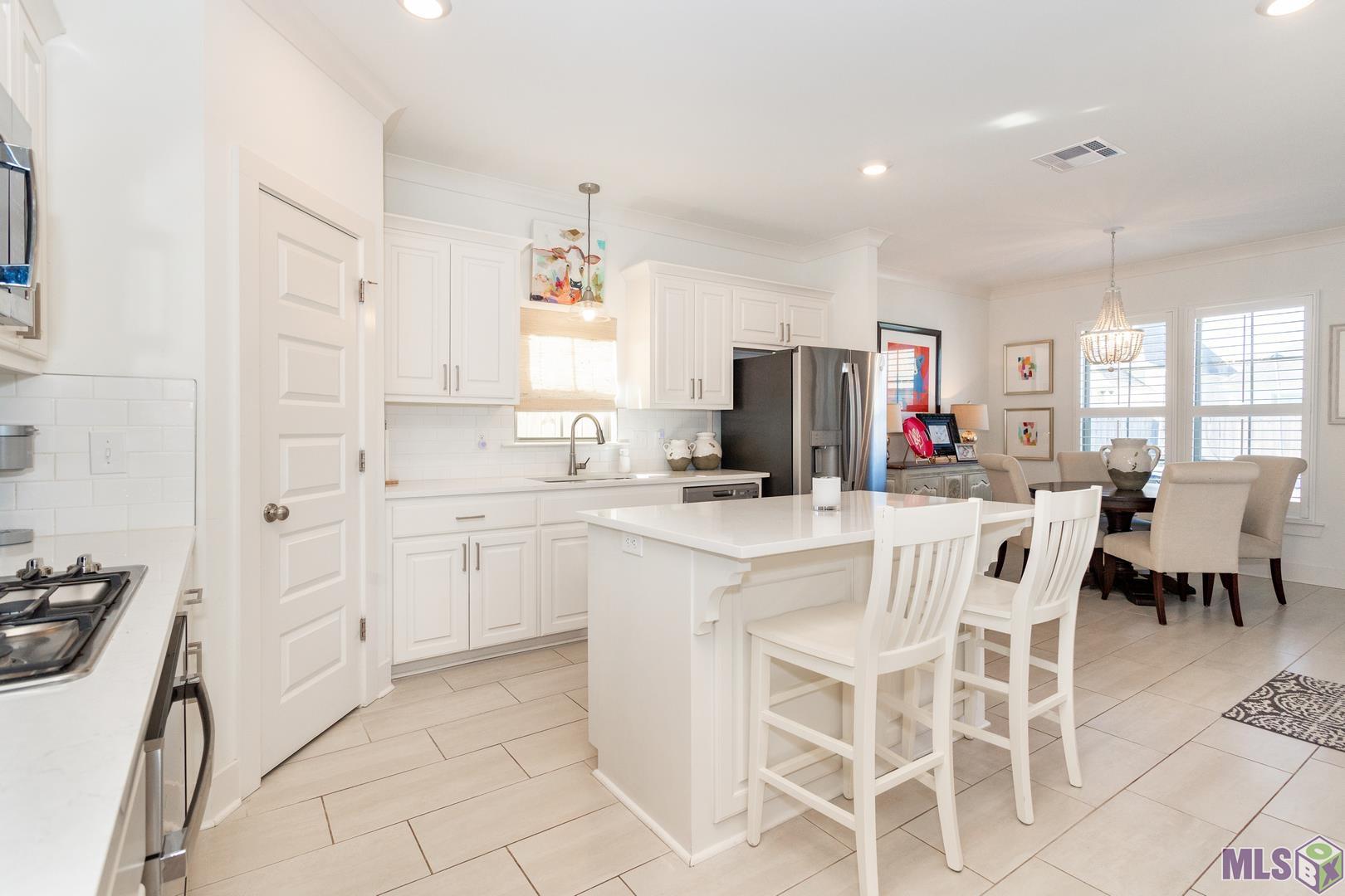 544 Longspur Lane Baton Rouge, LA 70810 - Photo 12 of 28 Gallery Image 12