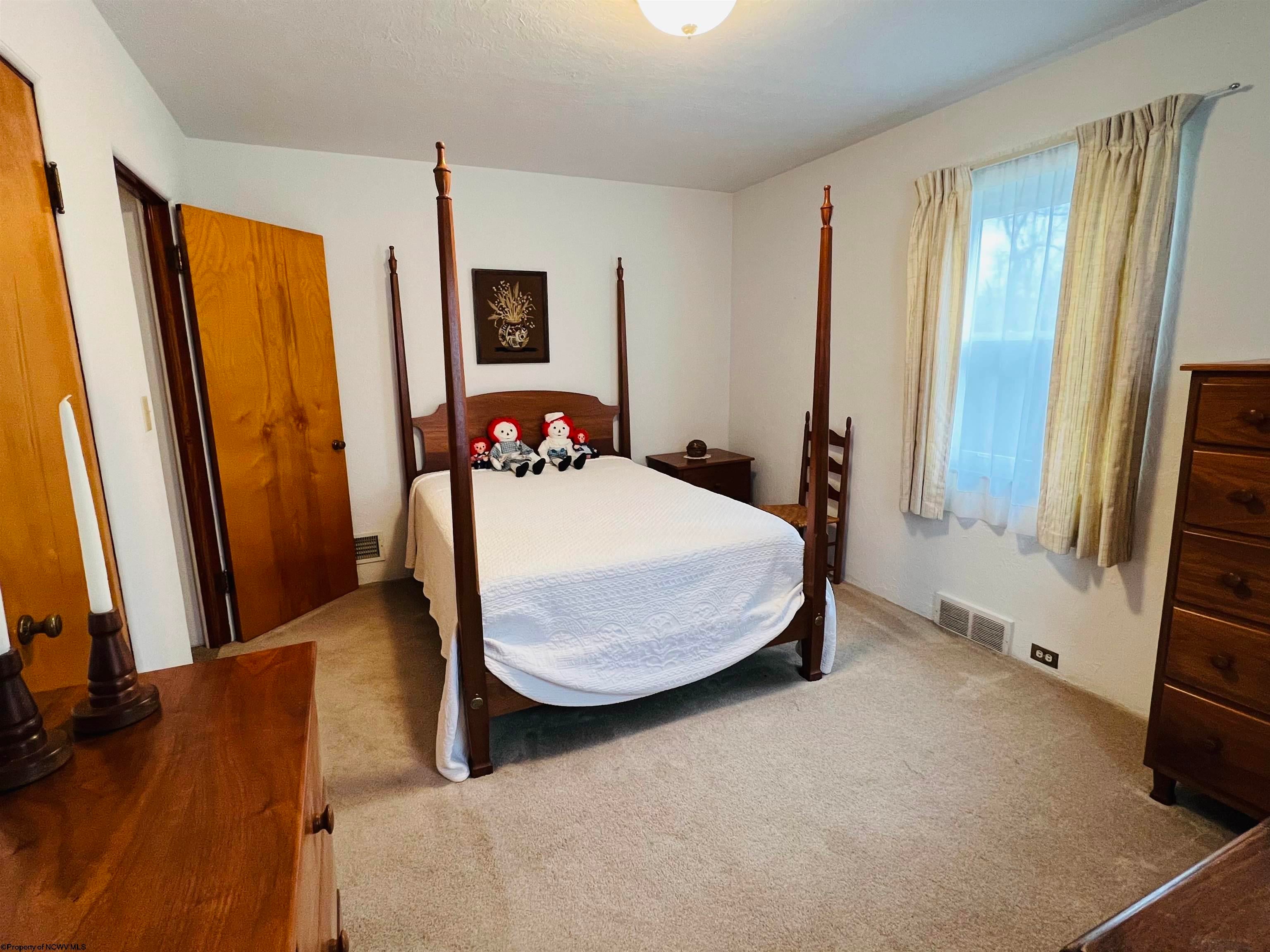 113 Hallhurst Road Fairmont, WV 26554 - Photo 11 of 23 Gallery Image 11