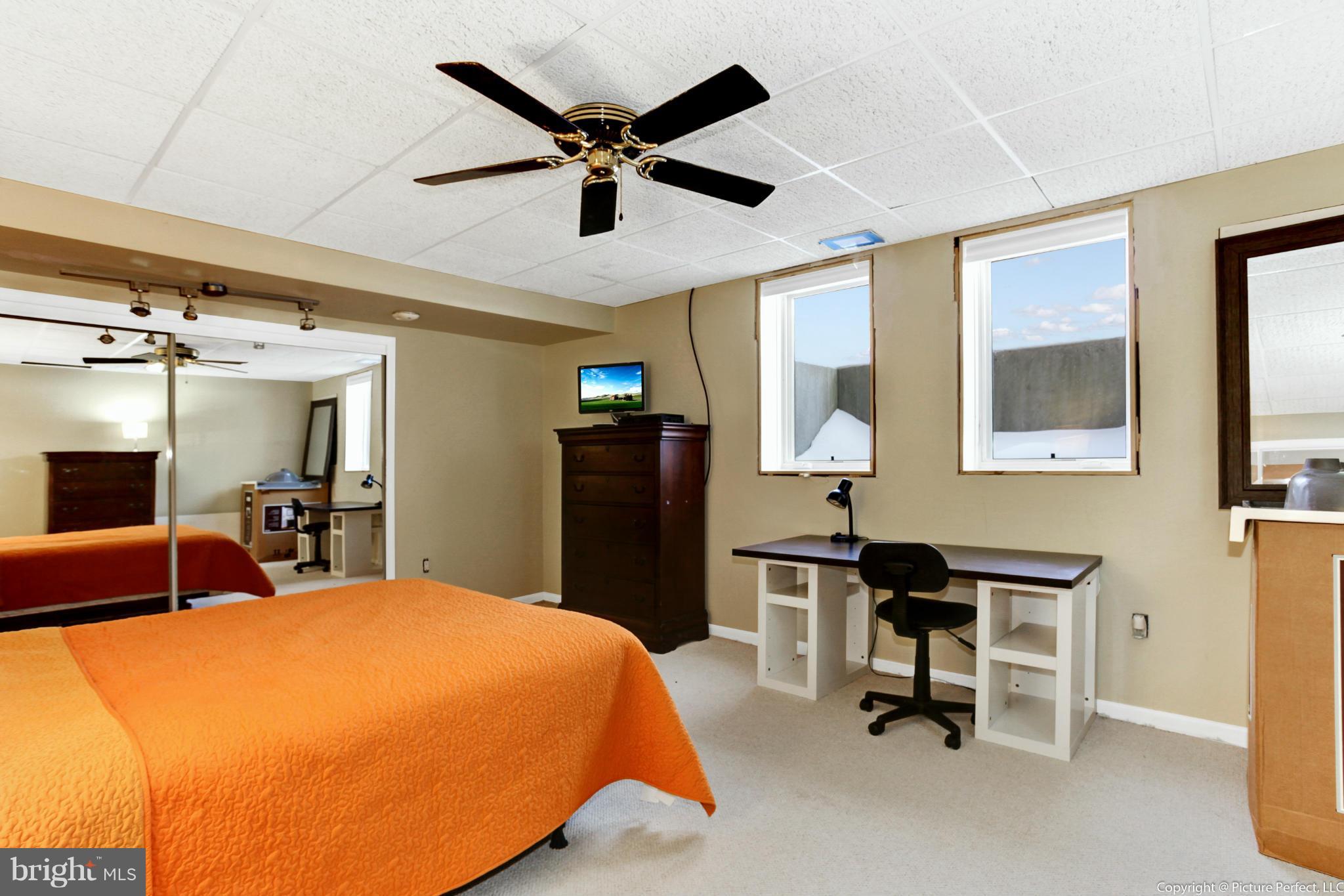 18260 New Cut Road Mount Airy, MD 21771 - Photo 22 of 27 Bedroom