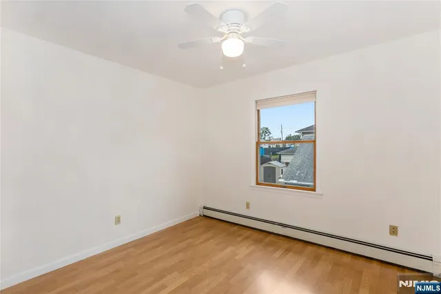 $3,900 | 130 North 7th Street, Saddle Brook, NJ 07663