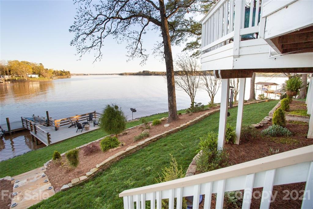 16500 Harbor View Road Charlotte, NC 28278 - Photo 1 of 48 Gallery Image 1