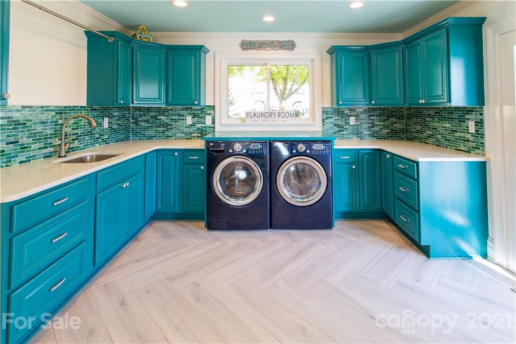 16500 Harbor View Road Charlotte, NC 28278 - Photo 20 of 48 Gallery Image 20