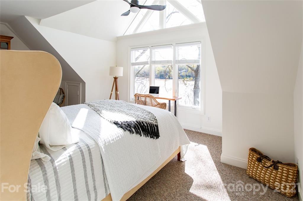 16500 Harbor View Road Charlotte, NC 28278 - Photo 26 of 48 Gallery Image 26