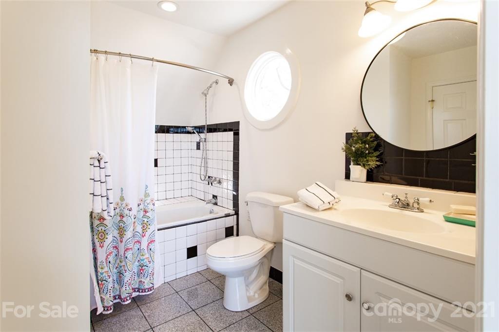 16500 Harbor View Road Charlotte, NC 28278 - Photo 28 of 48 Gallery Image 28