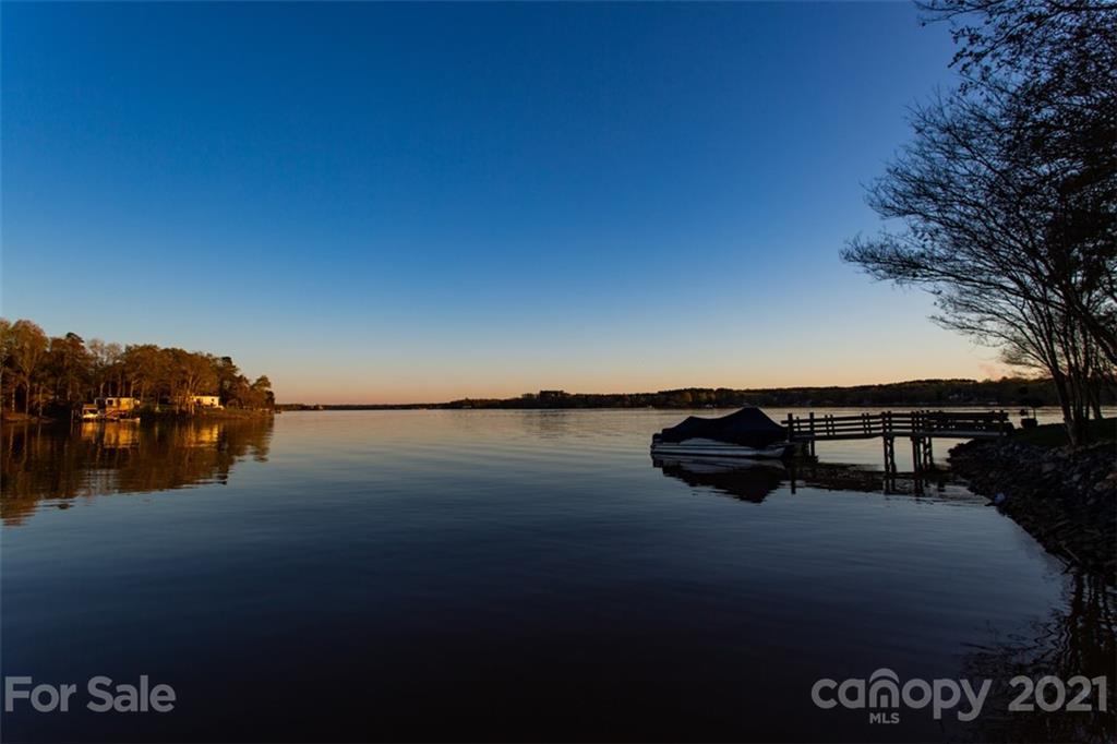 16500 Harbor View Road Charlotte, NC 28278 - Photo 48 of 48 Gallery Image 48