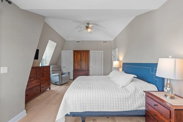 $1,099,000 | 279 Victorian Village Drive, Unit 40, Elkhart Lake, WI 53020