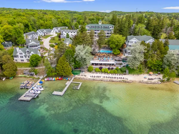 $1,099,000 | 279 Victorian Village Drive, Unit 40, Elkhart Lake, WI 53020