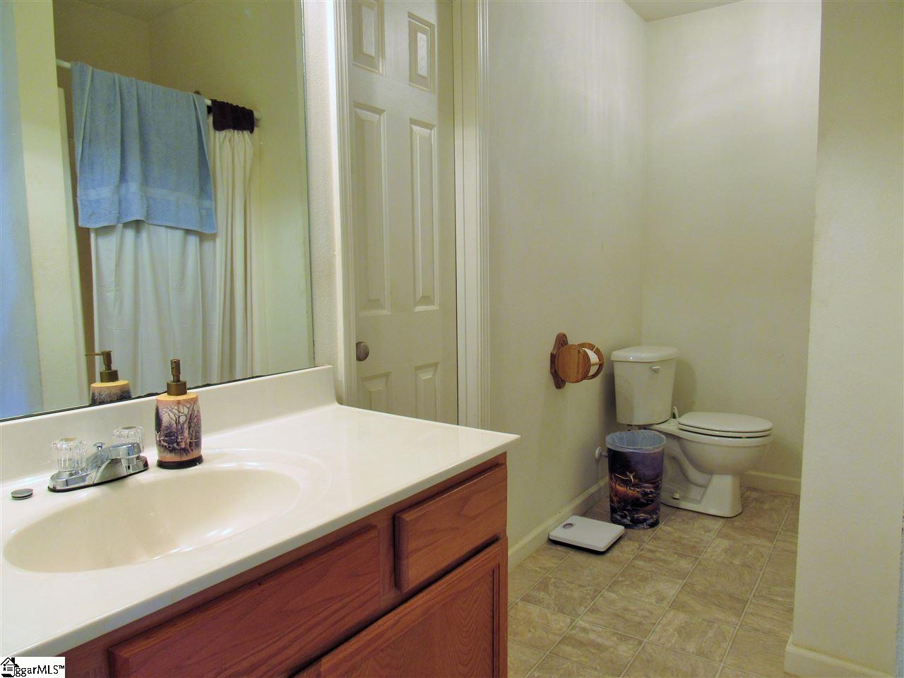 510 Crossgate Way Fountain Inn, SC 29644 - Photo 17 of 24