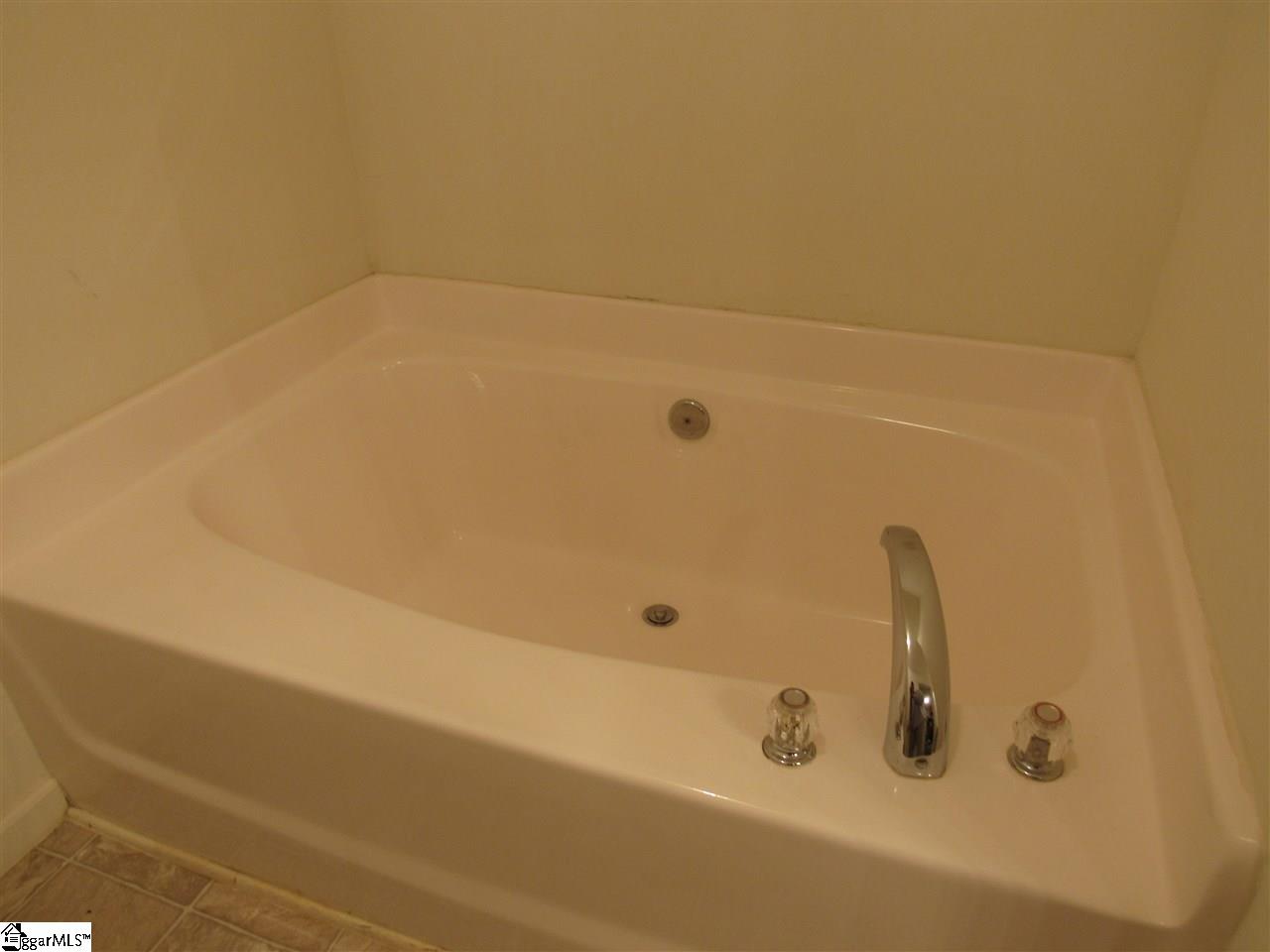 510 Crossgate Way Fountain Inn, SC 29644 - Photo 18 of 24